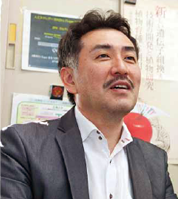 山本　卓